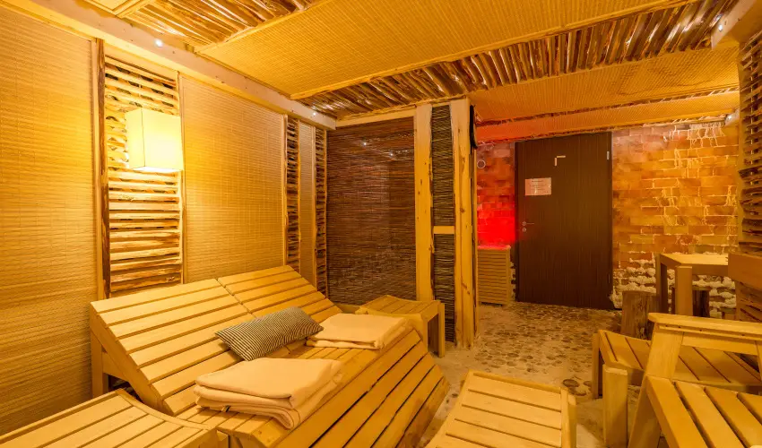 T Wellness Hotel Bnk - Majlis