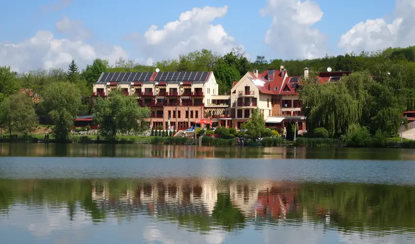 T Wellness Hotel Bnk - Majlis