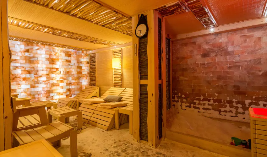 T Wellness Hotel Bnk - Majlis