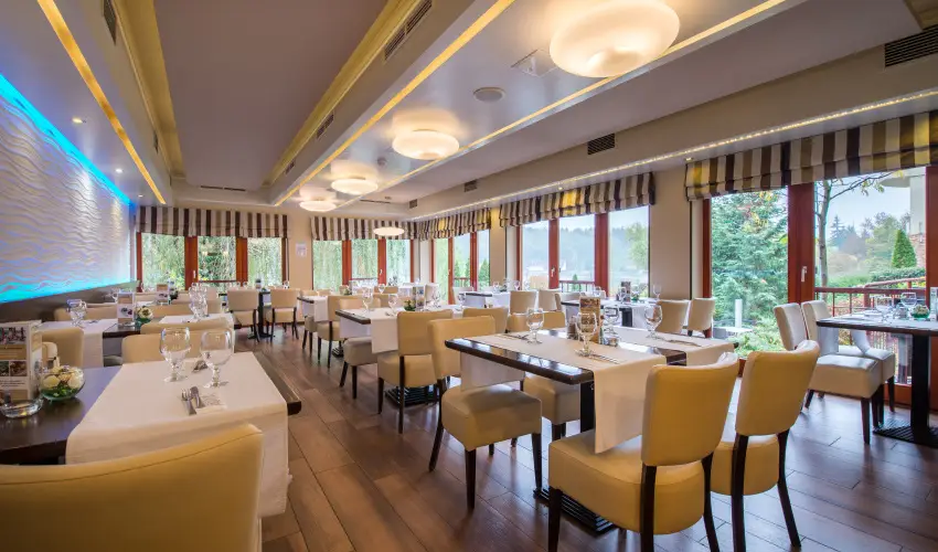 T Wellness Hotel Bnk - Majlis