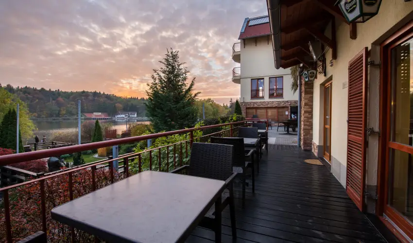 T Wellness Hotel Bnk - Majlis