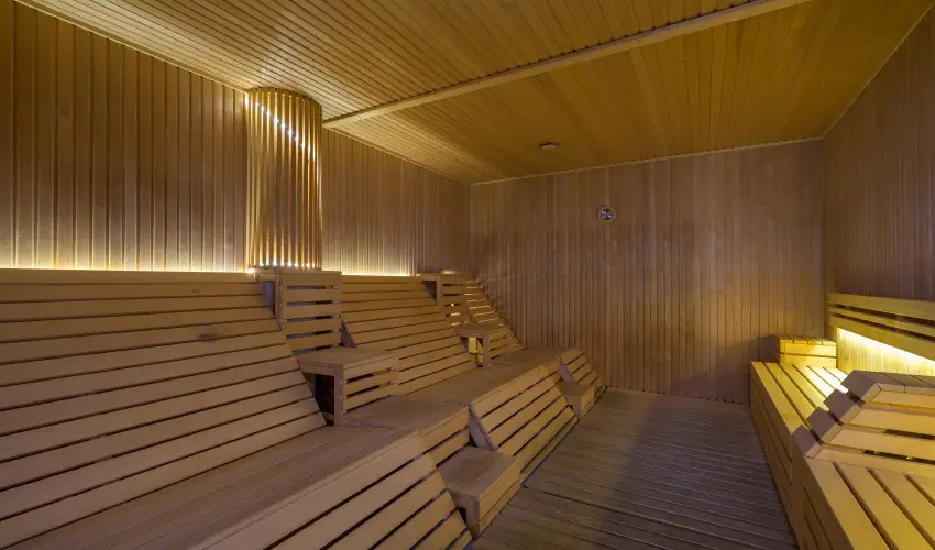 T Wellness Hotel Bnk - Majlis