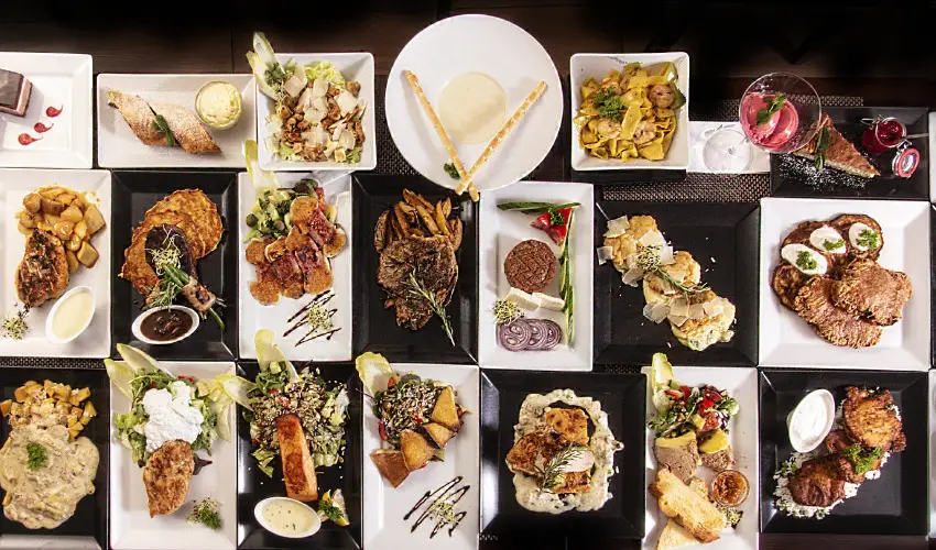 T Wellness Hotel Bnk - Majlis