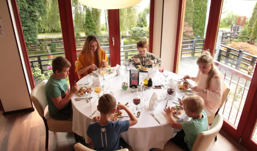 T Wellness Hotel Bnk - Majlis