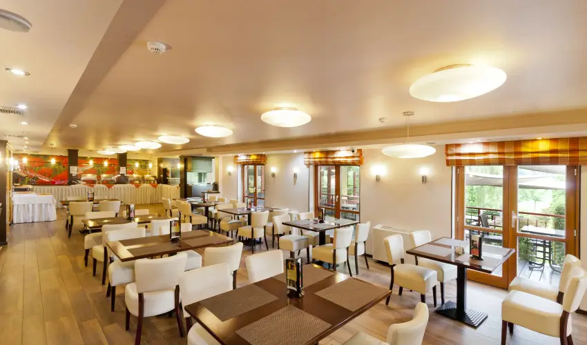 T Wellness Hotel Bnk - Majlis