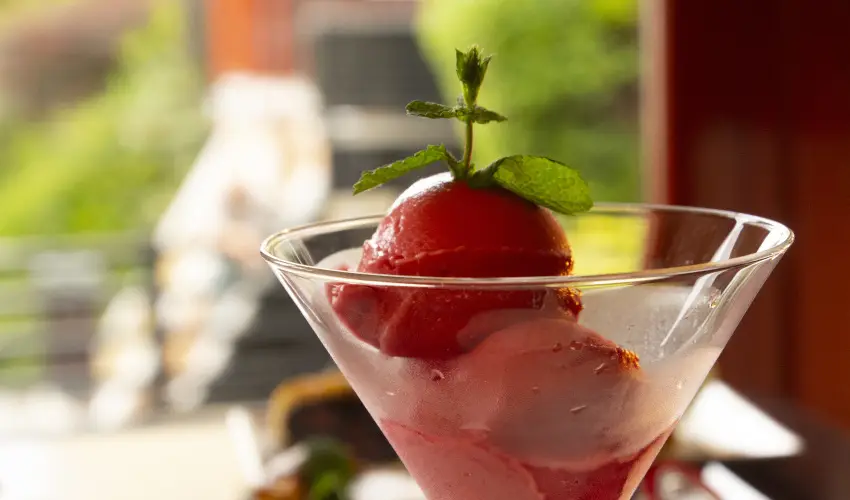 T Wellness Hotel Bnk - Majlis