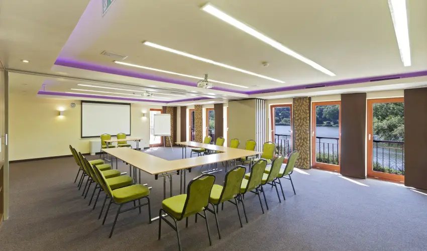 T Wellness Hotel Bnk - Majlis