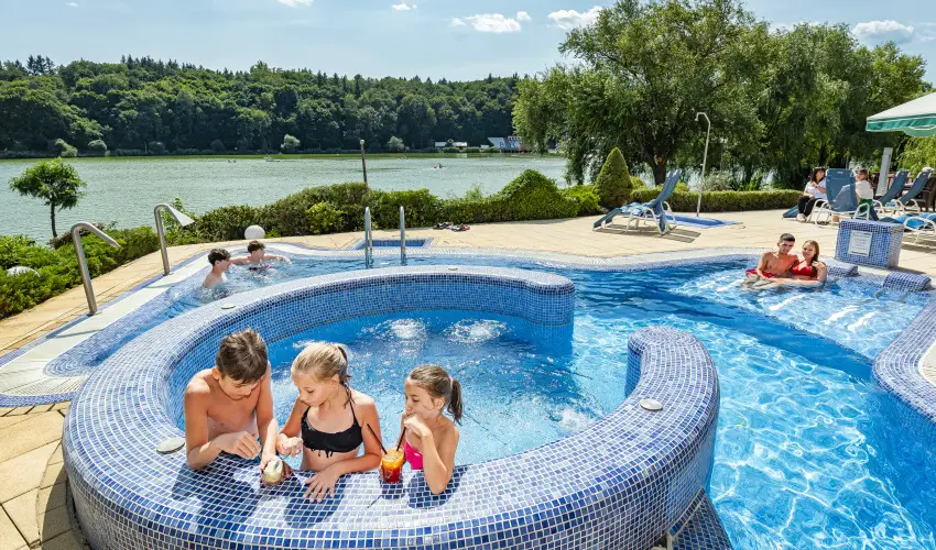 T Wellness Hotel Bnk - Majlis