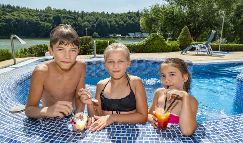 T Wellness Hotel Bnk - Majlis