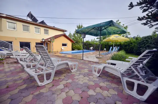 Tkert Fogad - Mjus 1.