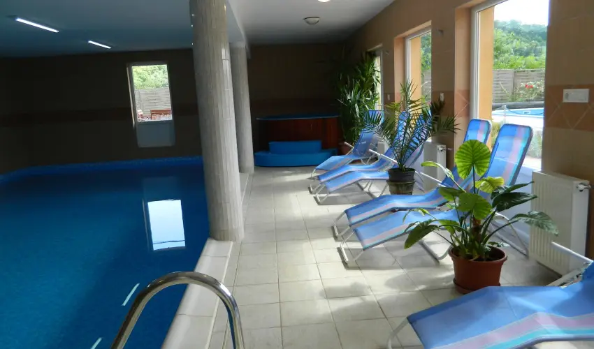 Tkert Fogad Nagymnyok - Mjus 1.