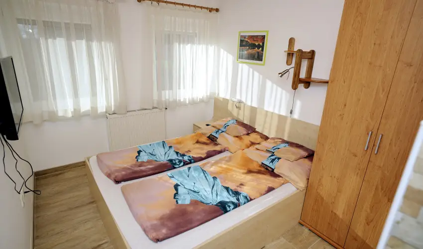 Tkert Fogad Nagymnyok - Mjus 1.