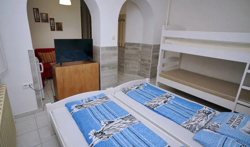 Tkert Fogad Nagymnyok - Mjus 1.