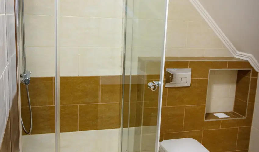 Tulipn Vendghz rvnyes - Mjus 1. (min. 2 j)