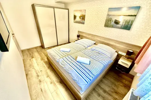 Unio Vend�gh�z 2. - M�jus 1.