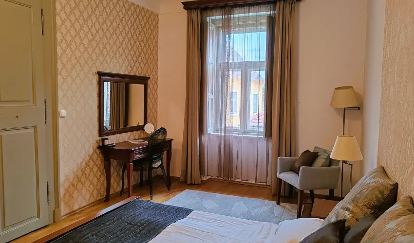 V�rosi Vend�gh�z Szentendre Szentendre - M�jus 1.