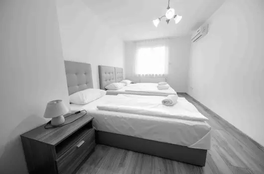 Veritas Apartmanhz - Mjus 1. (min. 4 j)