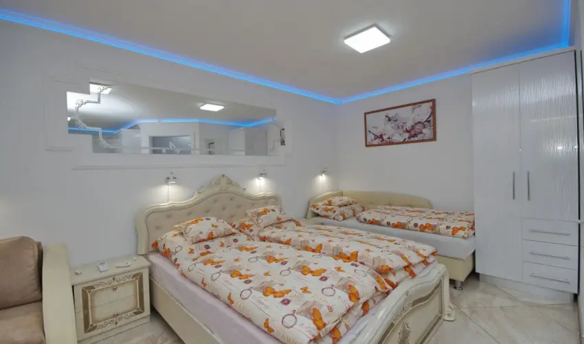 Veronika Apartman De Luxe Gyula - Mjus 1.