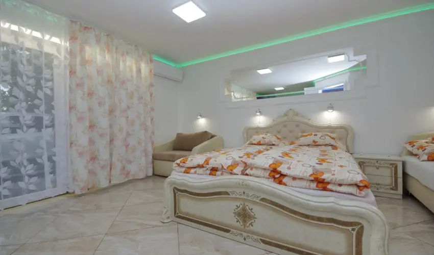 Veronika Apartman De Luxe Gyula - Mjus 1.