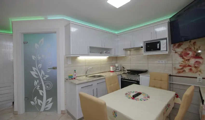 Veronika Apartman De Luxe Gyula - Mjus 1.