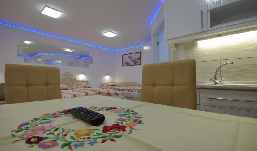 Veronika Apartman De Luxe Gyula - Mjus 1.