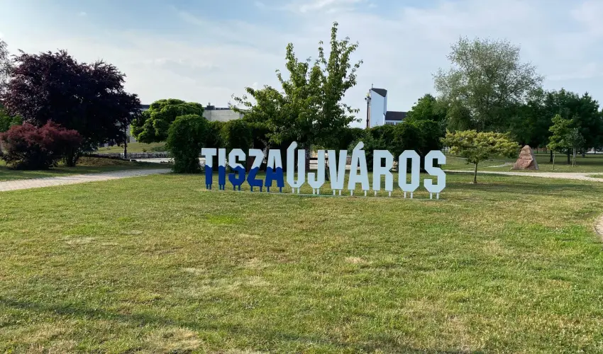 Vica Apartman Tisza�jv�ros - M�jus 1. (min. 2 �j)