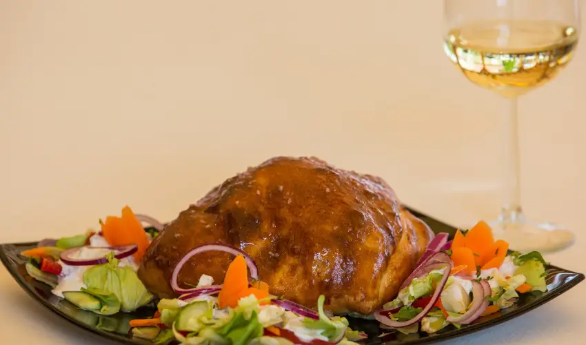 Viktor Bor- s Vendghz Balatonmriafrd - Mjus 1.