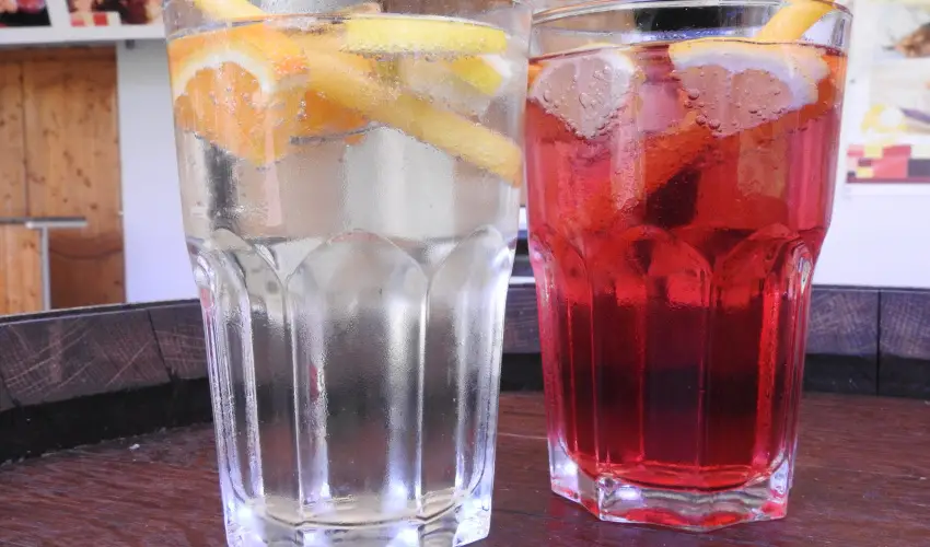 Viktor Bor- s Vendghz Balatonmriafrd - Mjus 1.