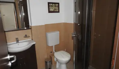 Viktor Bor- s Vendghz Balatonmriafrd