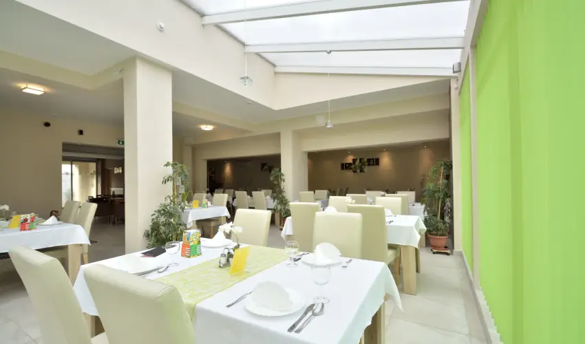 Wellness Hotel Viktria Nagyatd - Mjus 1.