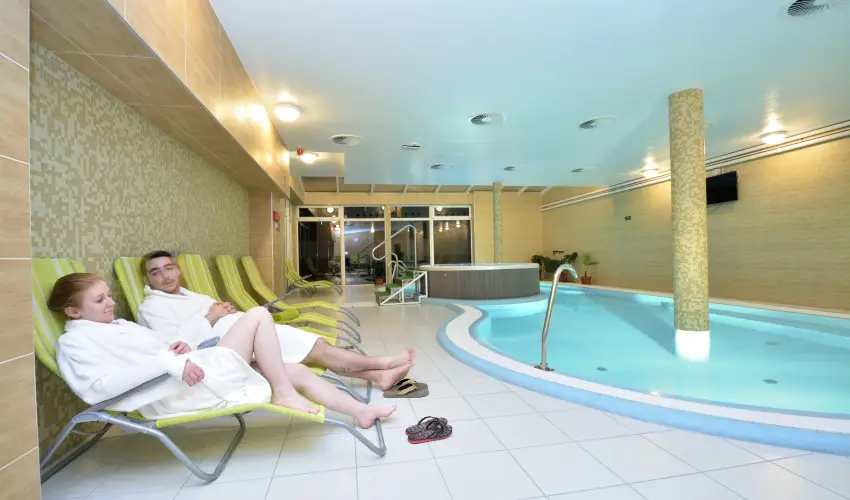 Wellness Hotel Viktria Nagyatd - Mjus 1.