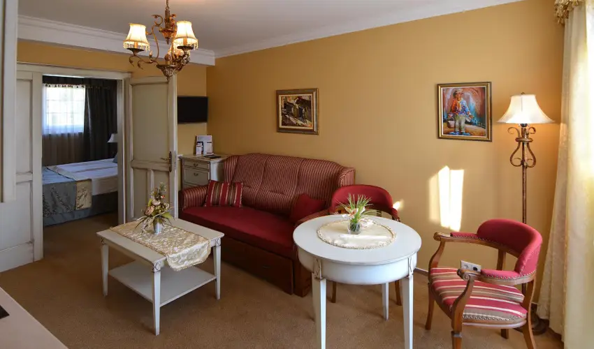 Hotel Villa Classica Ppa - Mjus 1. 