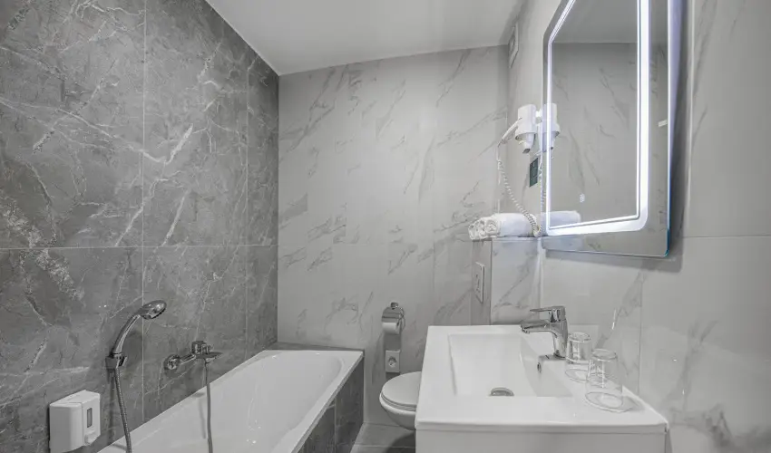 Villa MyLake Zamrdi - Mjus 1.