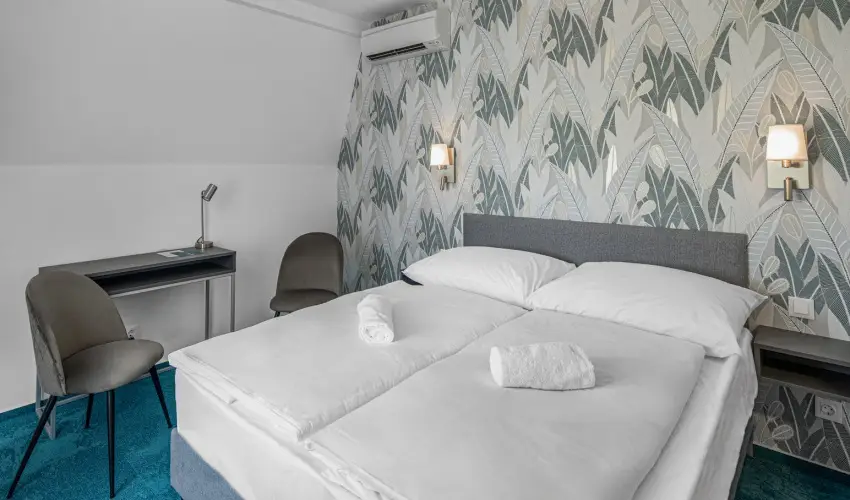 Villa MyLake Zamrdi - Mjus 1.