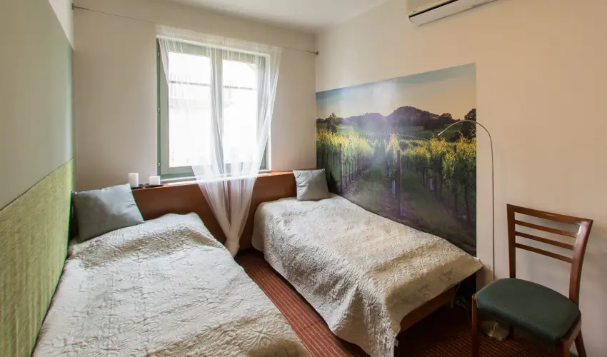 Villa Oliva Boutique Rooms Zamrdi - Mjus 1. (min. 2 j)