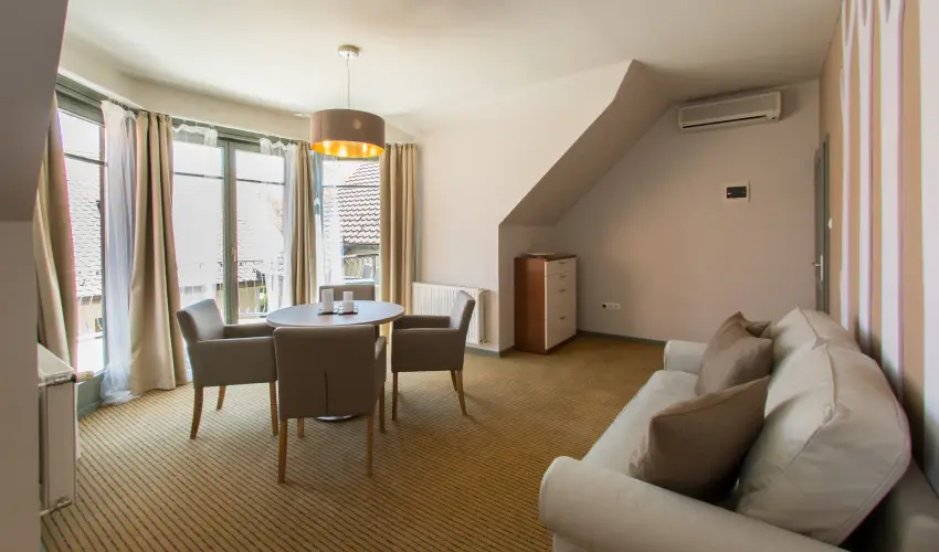 Villa Oliva Boutique Rooms Zamrdi - Mjus 1. (min. 2 j)