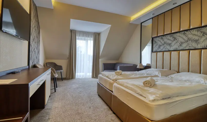 Hotel Villa Park Szilvsvrad - Mjus 1. (min. 2 j)