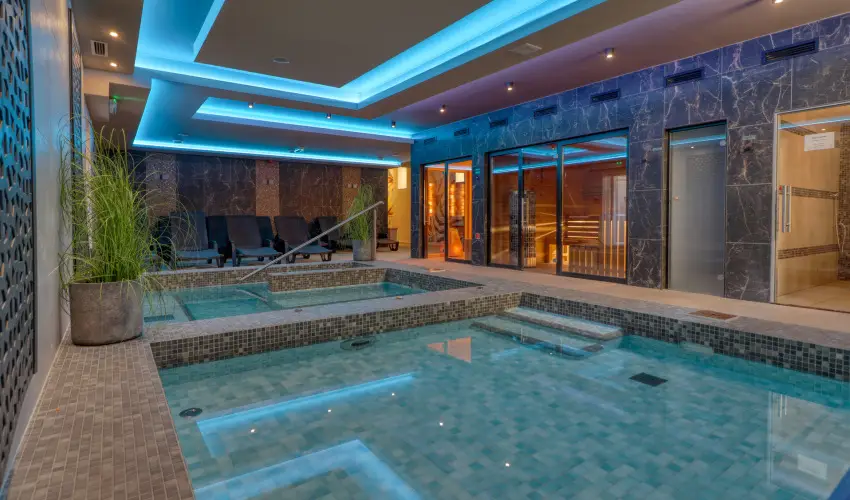 Hotel Villa Park Szilvsvrad - Mjus 1. (min. 2 j)