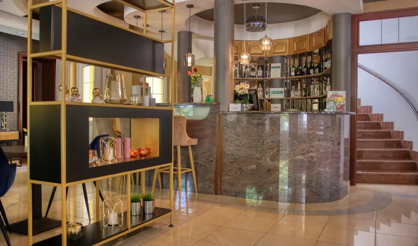 Hotel Villa Park Szilvsvrad - Mjus 1. (min. 2 j)