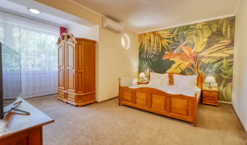 Hotel Villa Park Szilvsvrad - Mjus 1. (min. 2 j)