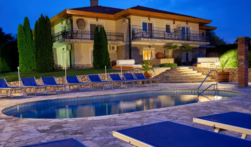 Villa Plattensee Vonyarcvashegy - Mjus 1. (min. 2 j)