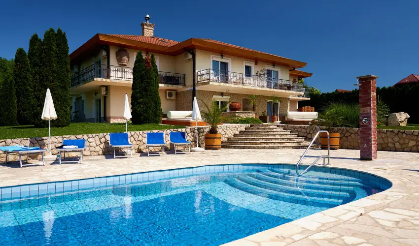 Villa Plattensee Vonyarcvashegy - Mjus 1. (min. 2 j)