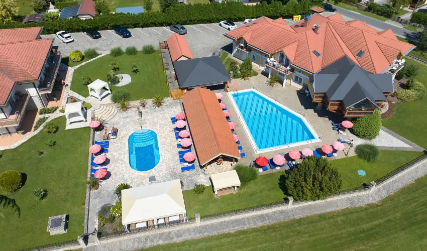 Villa Plattensee Vonyarcvashegy - Mjus 1. (min. 2 j)