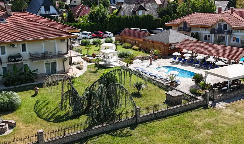 Villa Plattensee Vonyarcvashegy - Mjus 1. (min. 2 j)