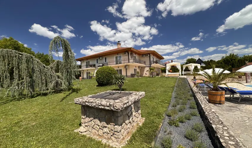 Villa Plattensee Vonyarcvashegy - Mjus 1. (min. 2 j)