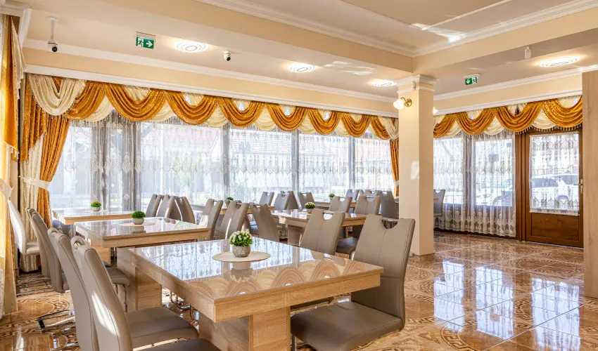 Vrs lom Apartman Panzi Tiszakcske Tiszakcske - Mjus 1.