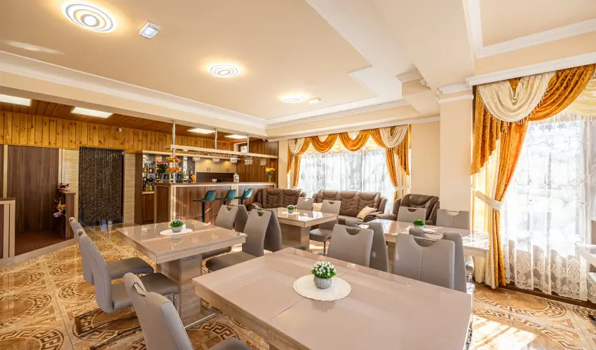 Vrs lom Apartman Panzi Tiszakcske Tiszakcske - Mjus 1.