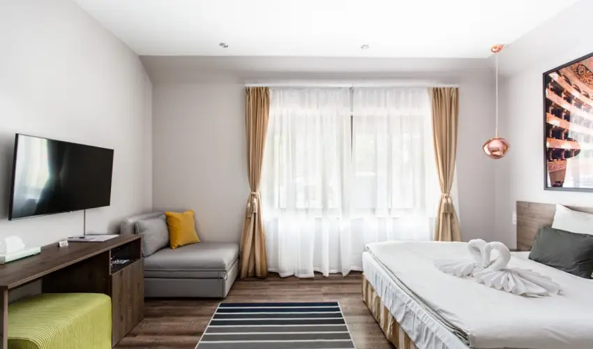 Waterfront Lodge Dunapataj - M�jus 1.