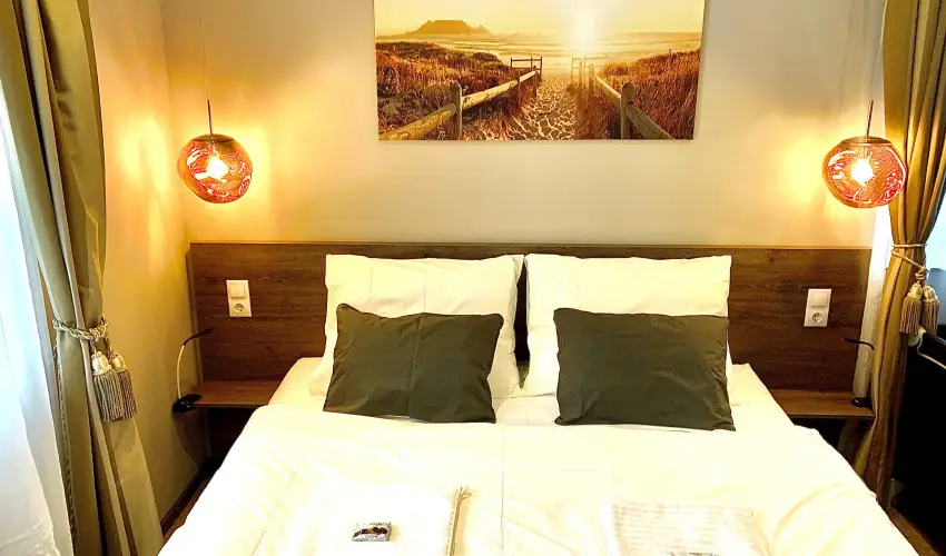 Waterfront Lodge Dunapataj - M�jus 1.