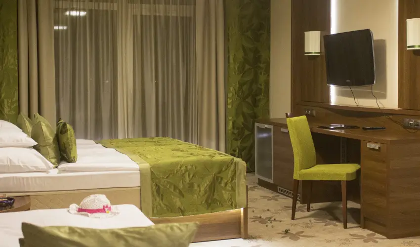 Hotel Wellamarin Zamrdi - Majlis (min. 2 j)